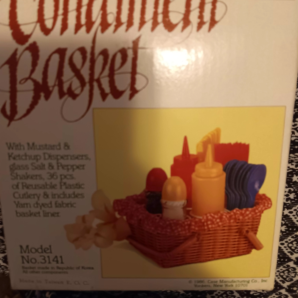 Case Condiment Basket Set - Picture 6 of 7